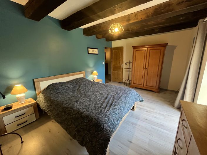 Image No.5-5 Bed House for sale