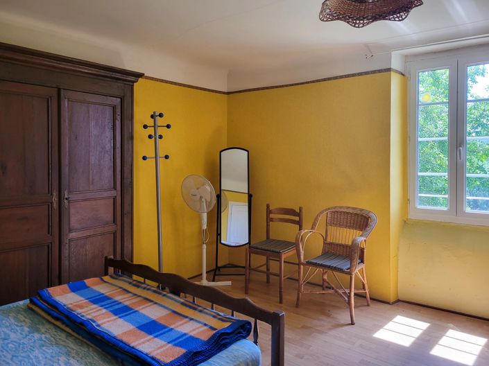 Image No.5-1 Bed House for sale