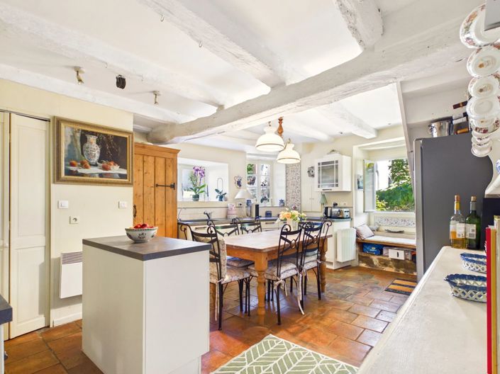 Image No.7-3 Bed Village House for sale