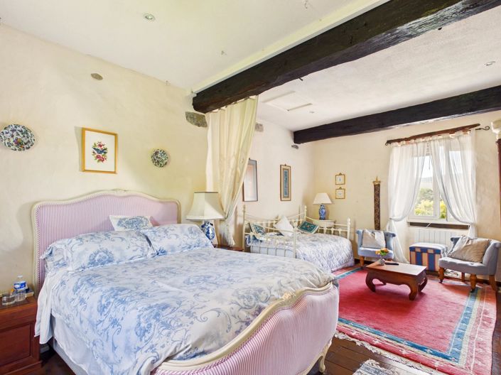 Image No.9-3 Bed Village House for sale