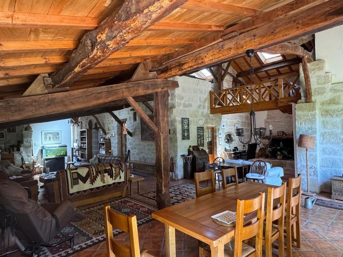 Image No.3-3 Bed House for sale