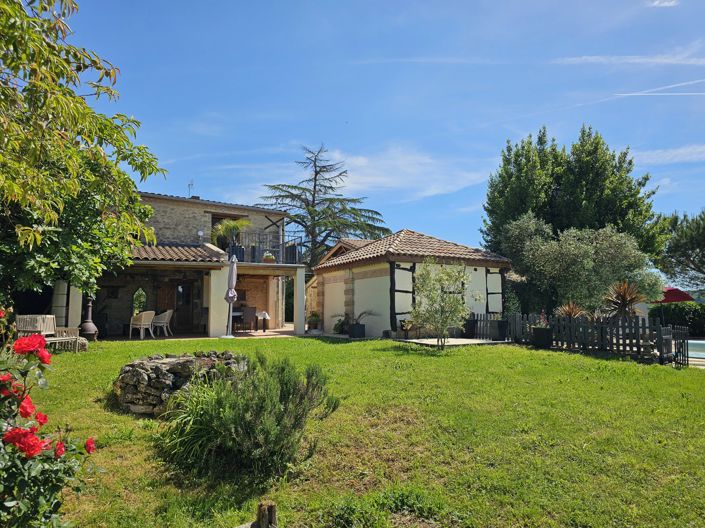 Image No.8-7 Bed House for sale