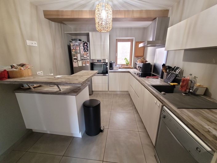 Image No.6-3 Bed House for sale