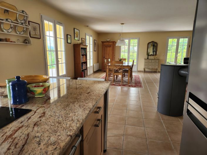 Image No.3-4 Bed House for sale