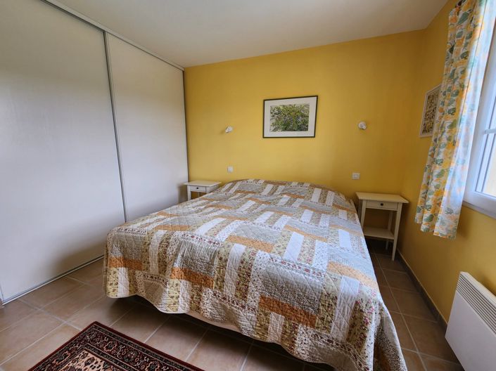 Image No.10-4 Bed House for sale
