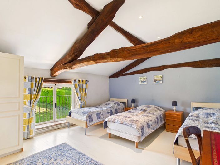 Image No.14-8 Bed House for sale