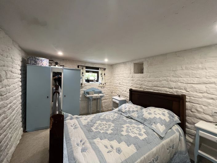 Image No.8-5 Bed Village House for sale