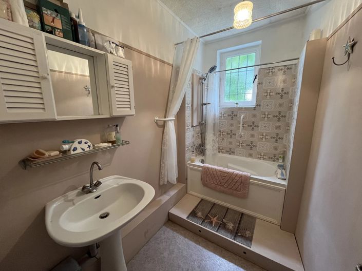 Image No.9-5 Bed Village House for sale
