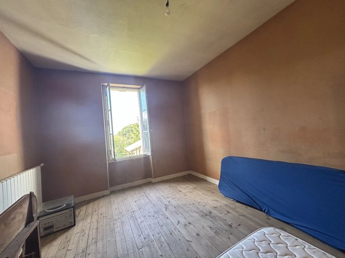 Image No.6-2 Bed Village House for sale
