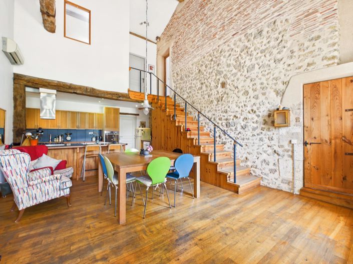 Image No.3-8 Bed House for sale