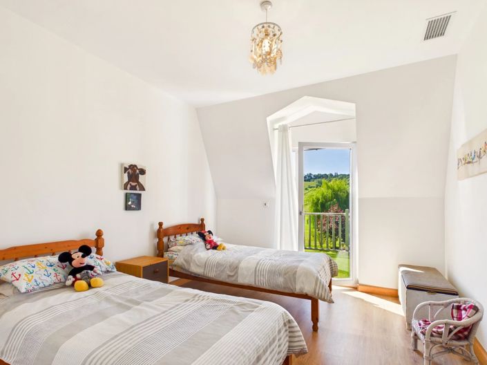 Image No.7-3 Bed House for sale