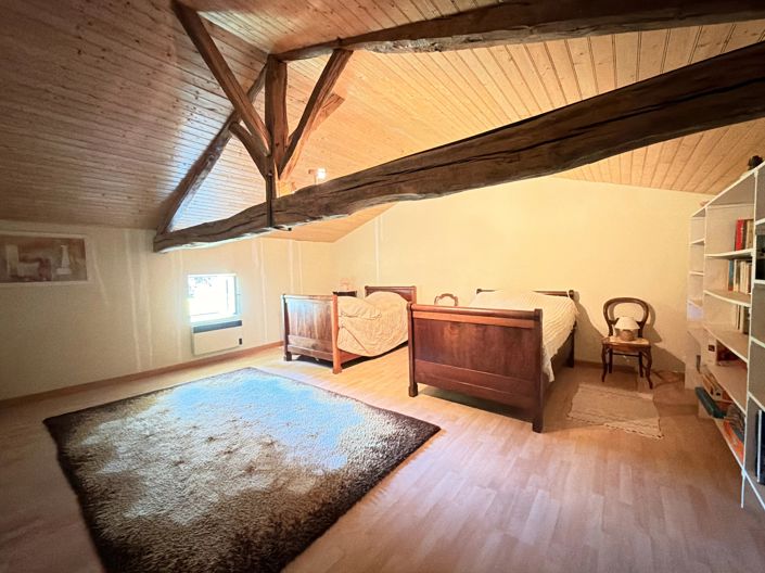 Image No.12-3 Bed House for sale