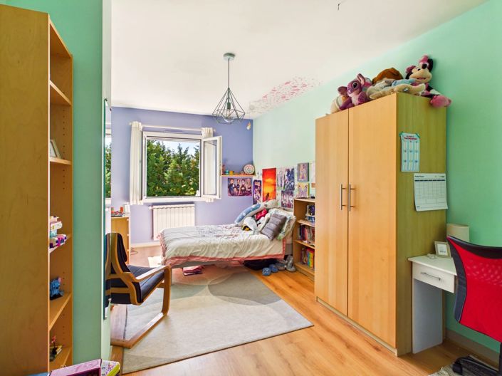 Image No.6-7 Bed House for sale