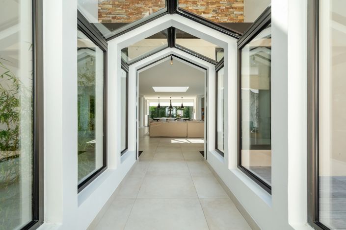 Image No.6-4 Bed House for sale