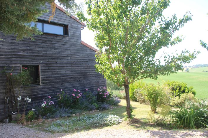 Image No.12-2 Bed House for sale