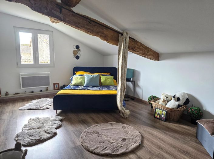 Image No.5-3 Bed Village House for sale