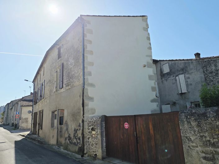 Image No.2-3 Bed House for sale