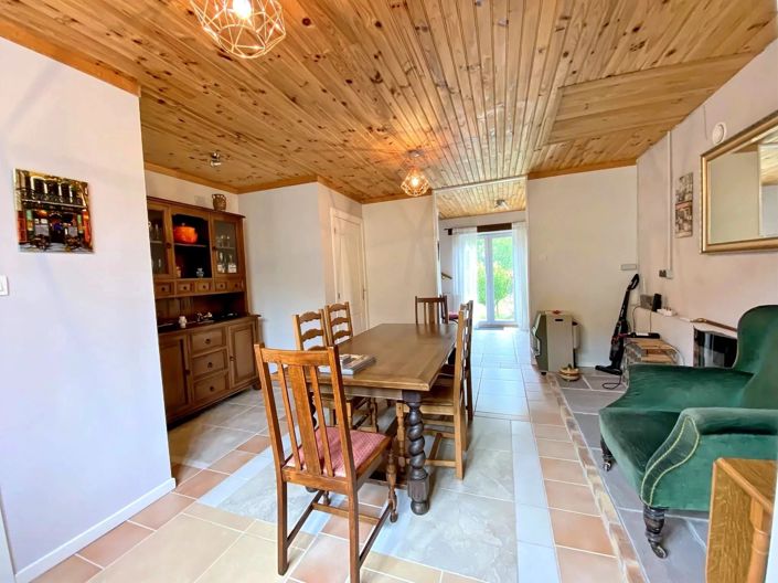 Image No.6-2 Bed House for sale