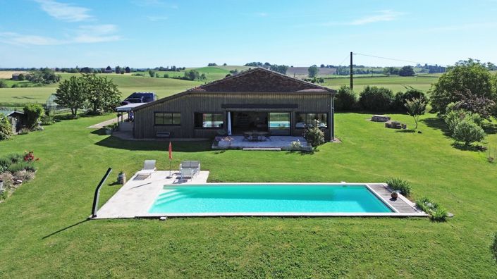 Image No.5-6 Bed House for sale