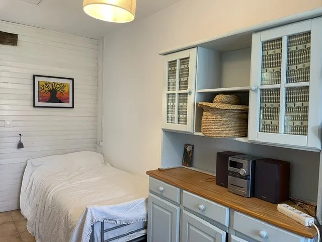 Image No.4-2 Bed House for sale