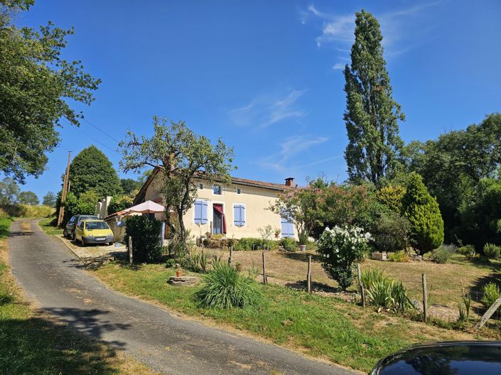 Image No.2-3 Bed House for sale
