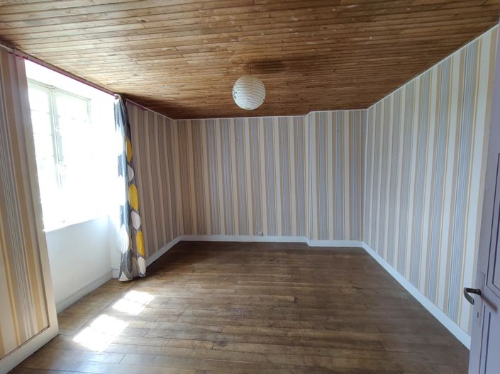 Image No.10-4 Bed House for sale