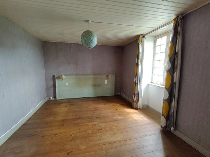 Image No.12-4 Bed House for sale