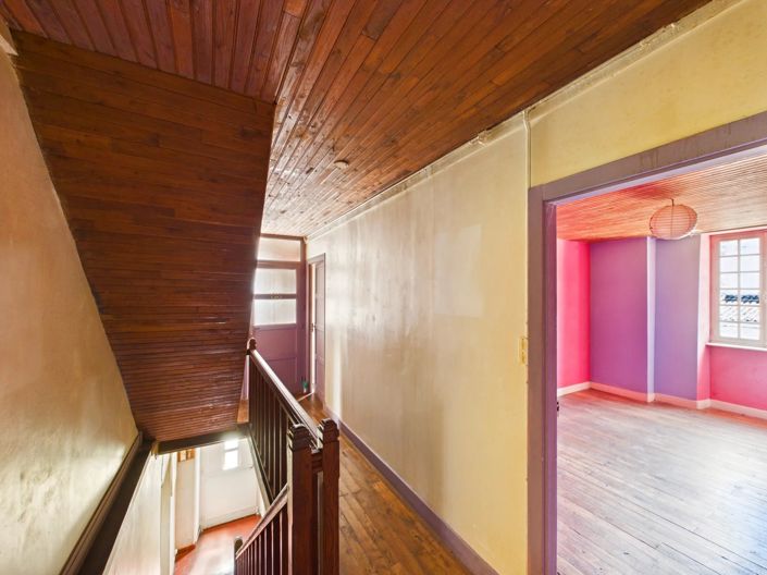 Image No.9-4 Bed House for sale