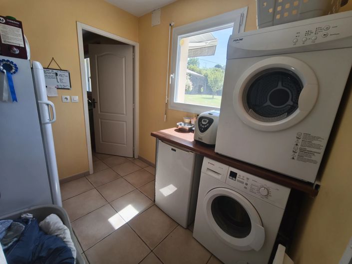 Image No.8-3 Bed House for sale