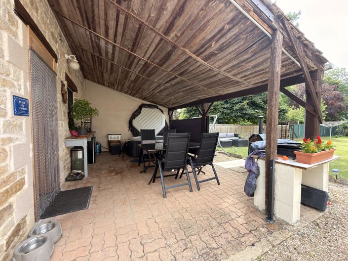 Image No.12-3 Bed House for sale