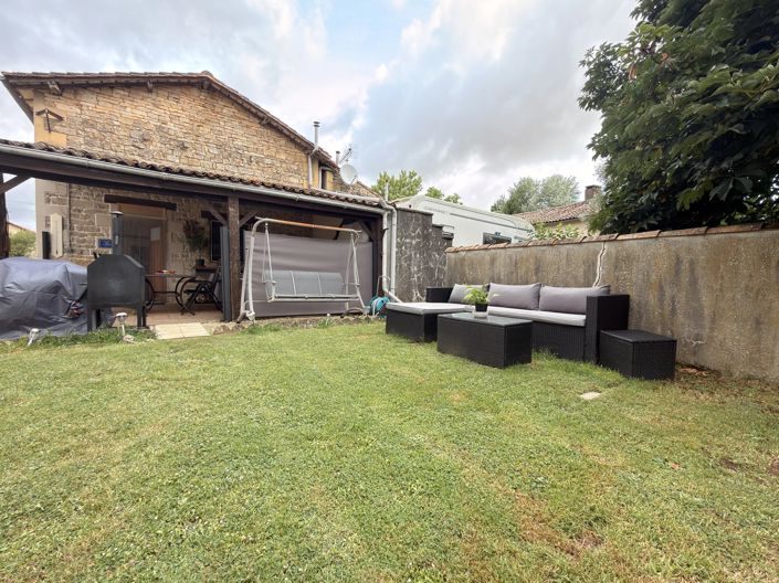 Image No.14-3 Bed House for sale