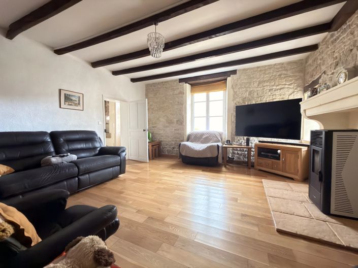 Image No.4-3 Bed House for sale