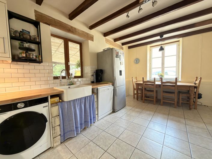 Image No.6-3 Bed House for sale