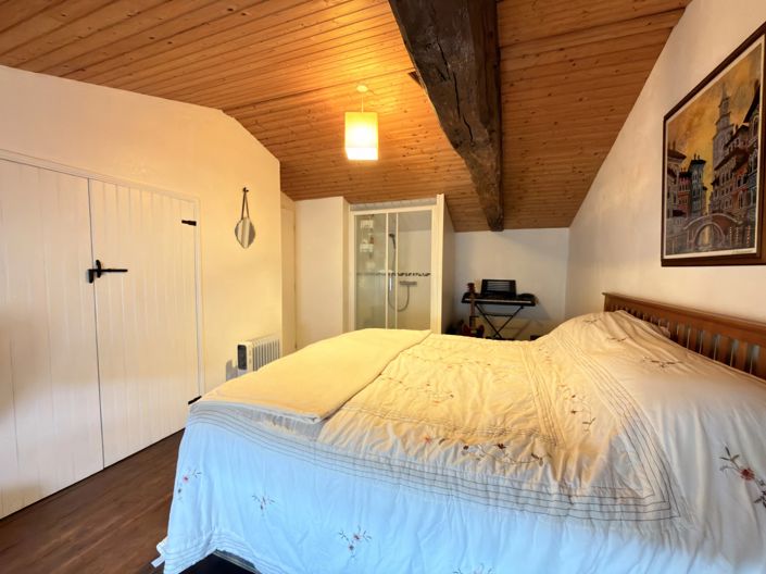 Image No.9-3 Bed House for sale