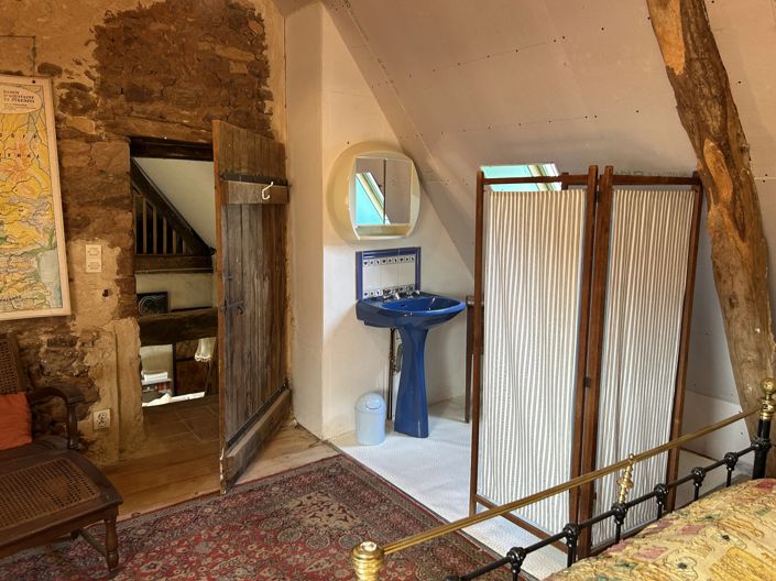 Image No.8-4 Bed House for sale