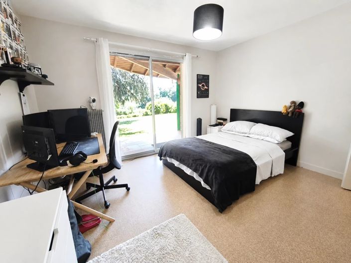 Image No.7-4 Bed House for sale