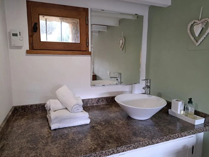 Image No.12-3 Bed House for sale