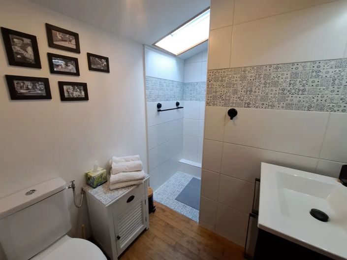 Image No.7-3 Bed House for sale