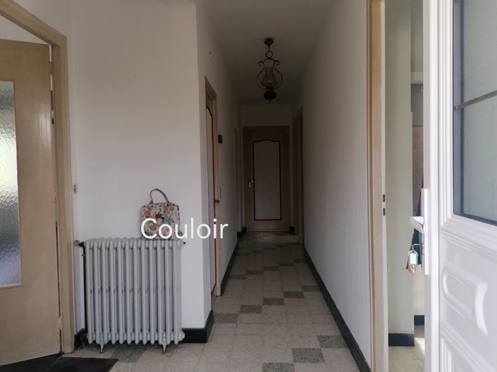 Image No.11-2 Bed House for sale