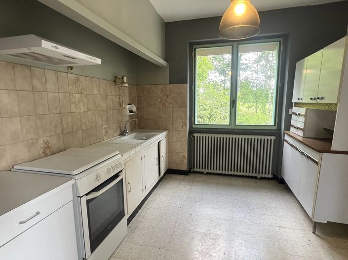 Image No.5-2 Bed House for sale