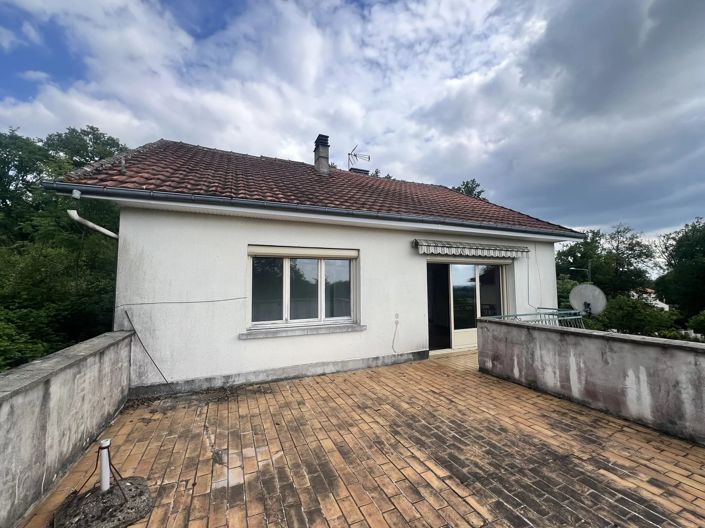 Image No.9-2 Bed House for sale