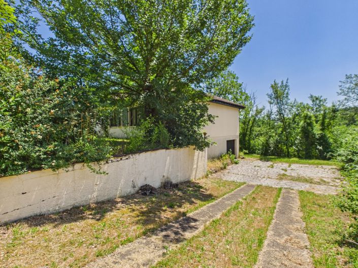 Image No.11-3 Bed House for sale