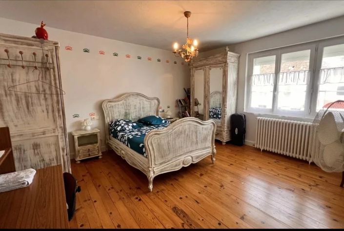 Image No.5-5 Bed House for sale