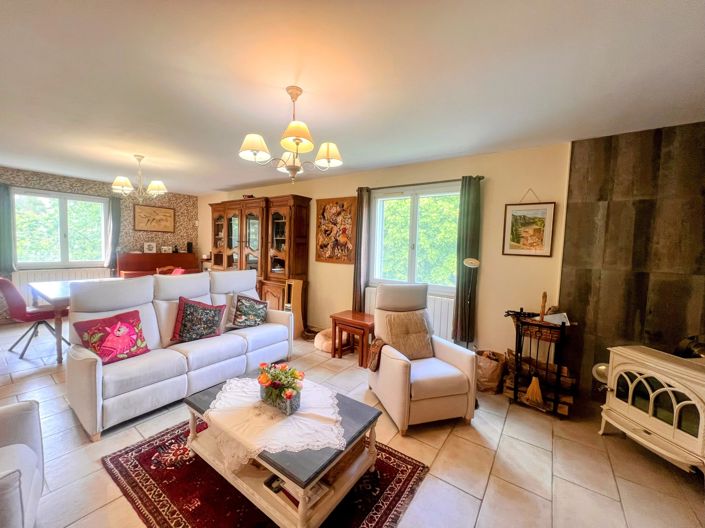 Image No.4-4 Bed House for sale