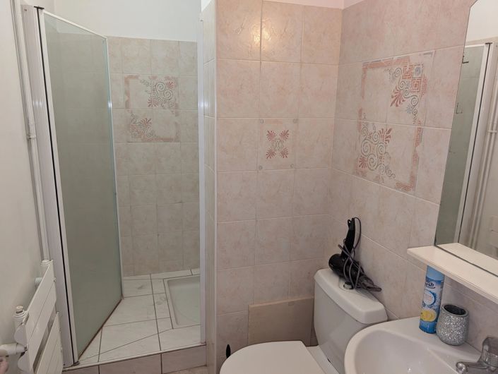 Image No.8-10 Bed House for sale