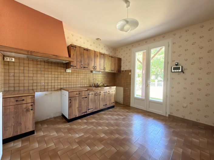 Image No.3-3 Bed House for sale