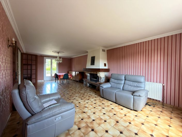 Image No.4-3 Bed House for sale