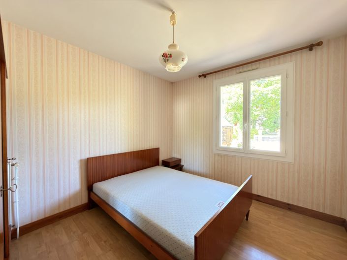 Image No.9-3 Bed House for sale