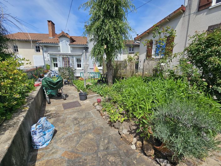 Image No.13-2 Bed House for sale