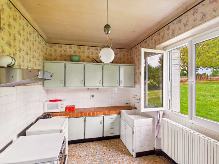 Image No.7-5 Bed House for sale